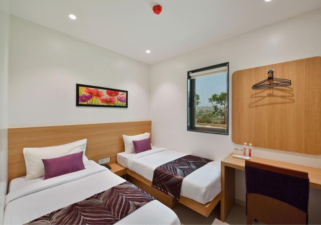 Hotel Leafio-Near Airport Bombay Eksteriør billede
